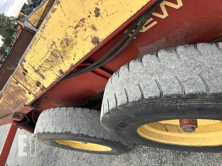 new-holland-185-image-7