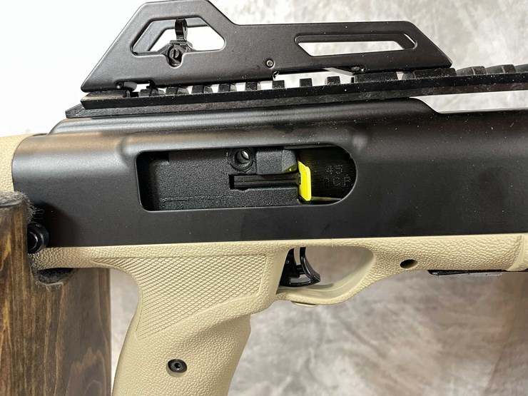 #2042-•-hi-point-carbine-45-auto-semi-auto-rifle,-sn:-r125884-image-24