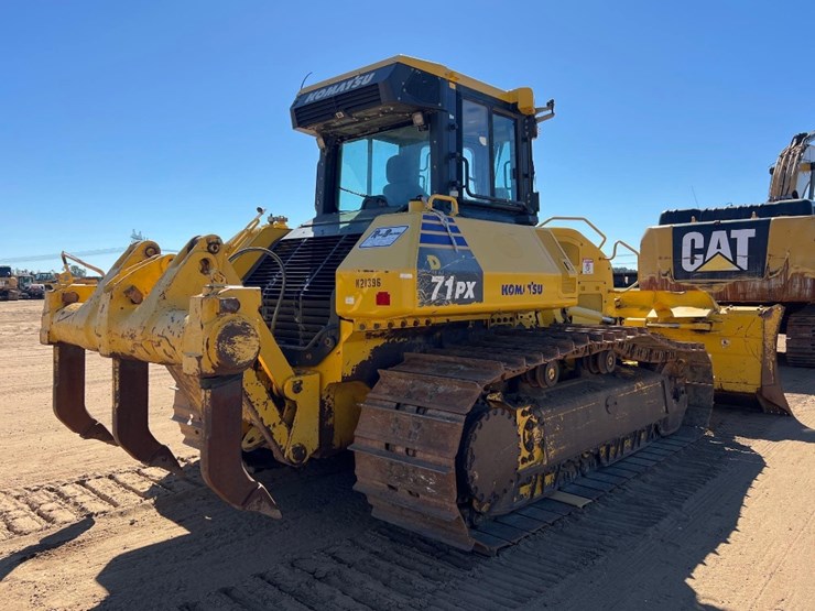 2021-komatsu-d71px-24-image-4