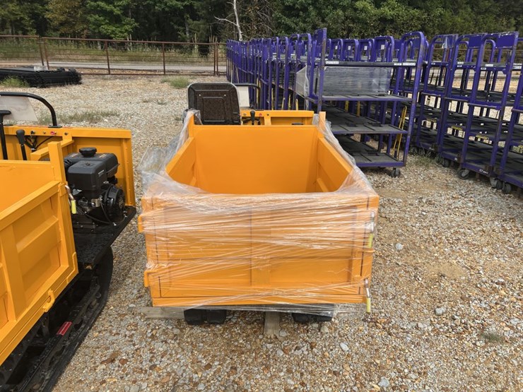 #4777-•-tracked-crawler-dumper-w/seat-image-3