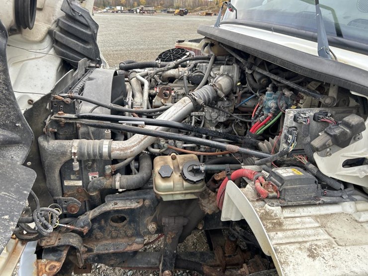 #5016-•-2008-freightliner-business-class-m2-cab-chassis-image-35