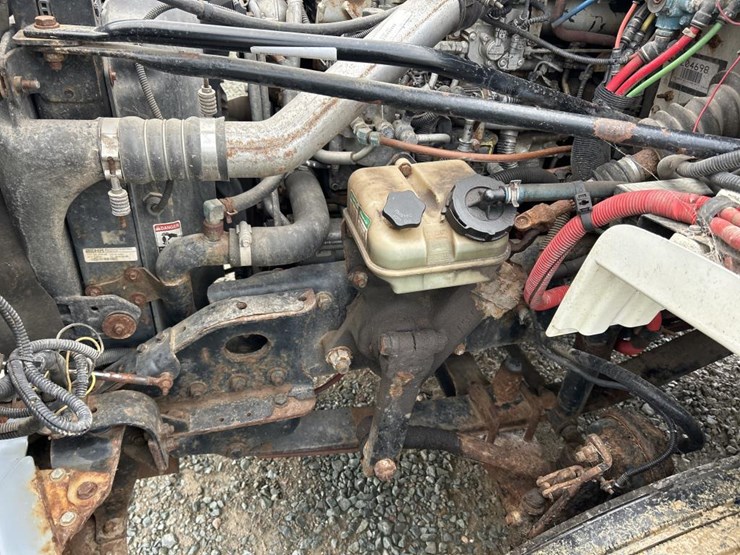 #5016-•-2008-freightliner-business-class-m2-cab-chassis-image-37