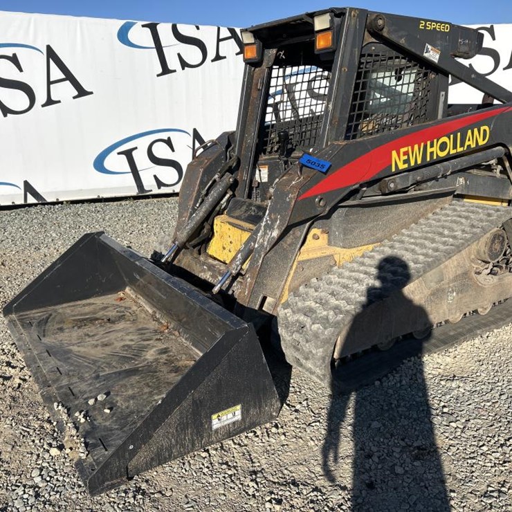 NEW HOLLAND LT185B