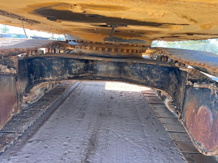 2016-caterpillar-336fl-image-27