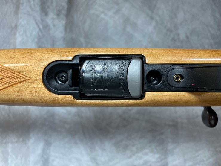 #2062-•-browning-t-bolt-medallion-17-hmr-bolt-action-rifle,-sn:-05518zw253-image-14