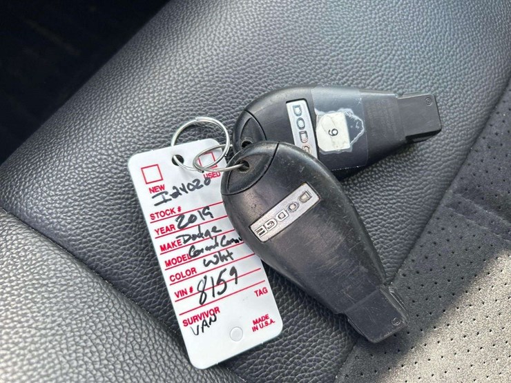 2019-dodge-grand-caravan-sxt-image-24