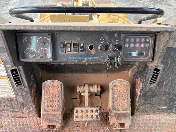 1999-caterpillar-963c-image-24