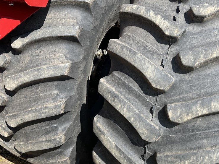 2011-case-ih-steiger-600-hd-image-27