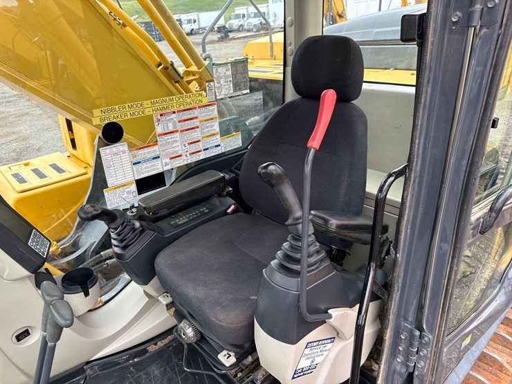 2015-kobelco-sk350-lc-9-image-14