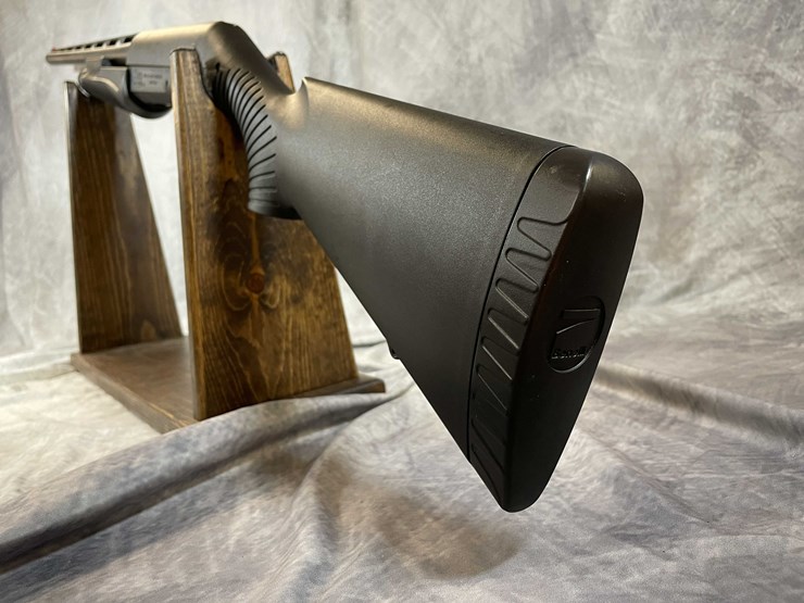 #2030-•-benelli-nova-12-ga.-pump-action-shotgun,-sn:-z185519-image-11