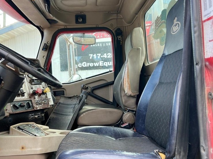 international-9200i-image-19