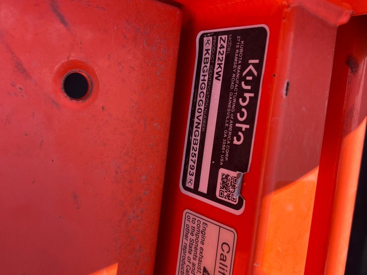2022-kubota-z422-54-zero-turn-mower-image-6