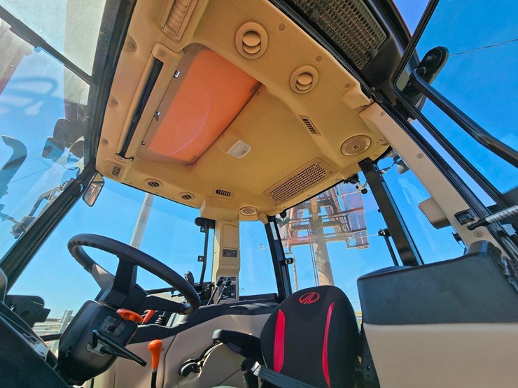 2025-mahindra-6075-image-46