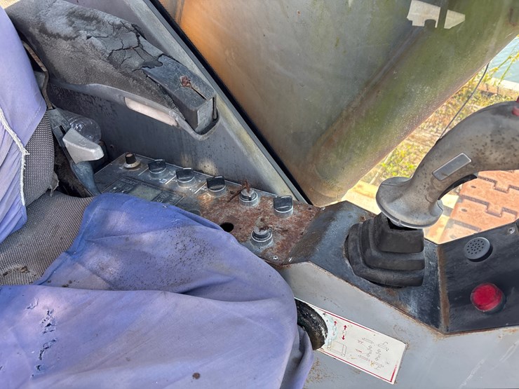 2012-sany-scc8100-image-21