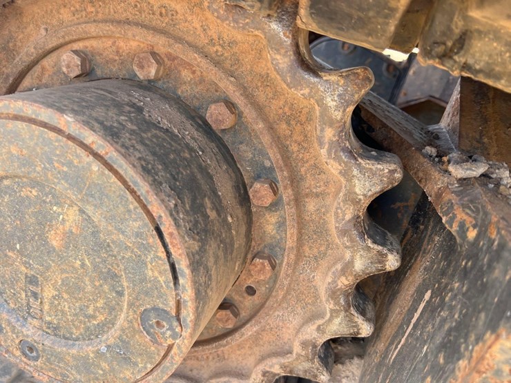 2012-bobcat-e80-image-15