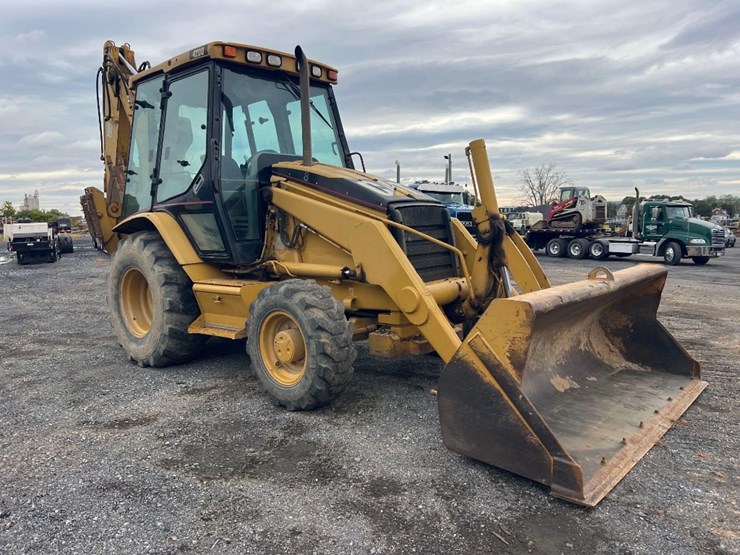 2001-caterpillar-420d-image-6