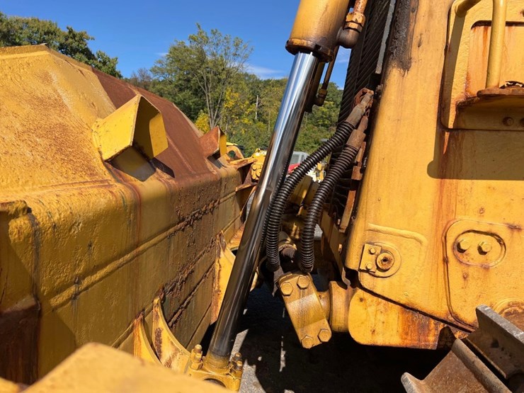 2002-caterpilalr-d8r-hi-track-crawler-dozer-image-11