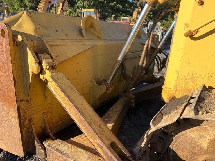 caterpillar-d6r-xl-image-24