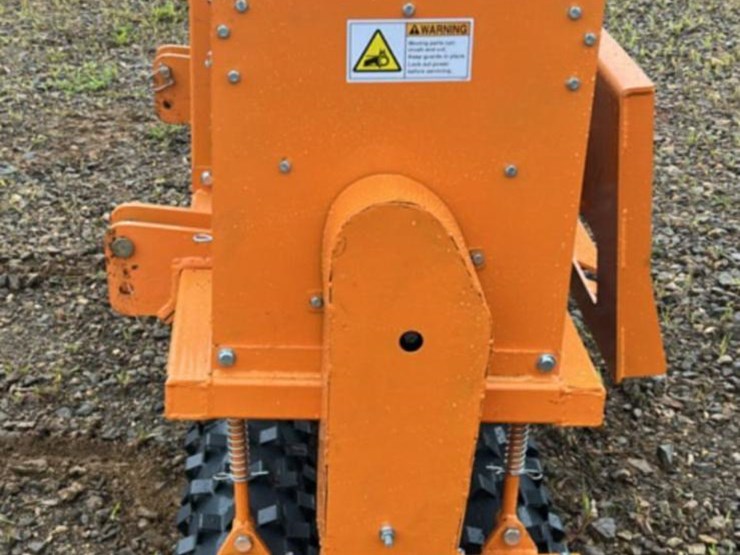 caterpillar-12-image-5