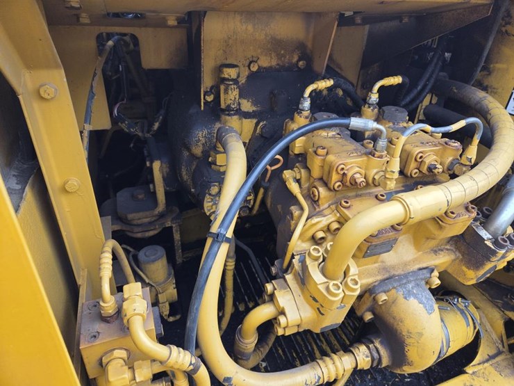 1999-john-deere-200-image-39