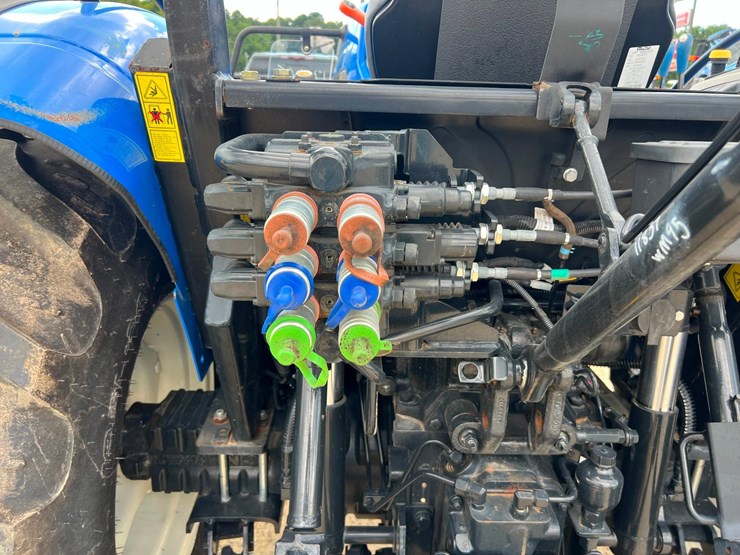 2022-new-holland-workmaster-120-image-14