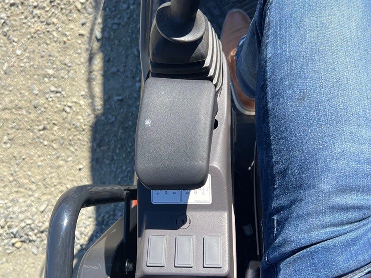 2023-kubota-kx057-5-image-15