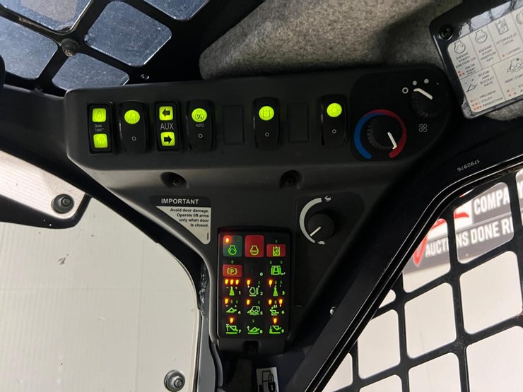 2023-deere-333g-image-28