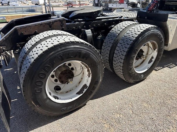 2013-western-star-4900-image-12