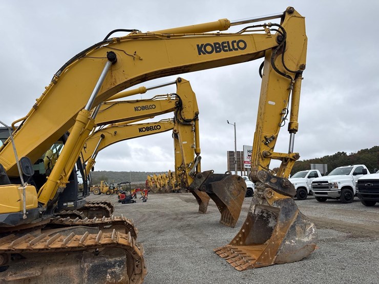 2015-kobelco-sk350-lc-9-image-8