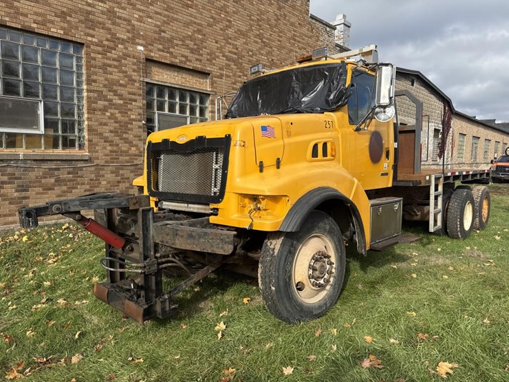 2001-caterpillar-c12-image-1