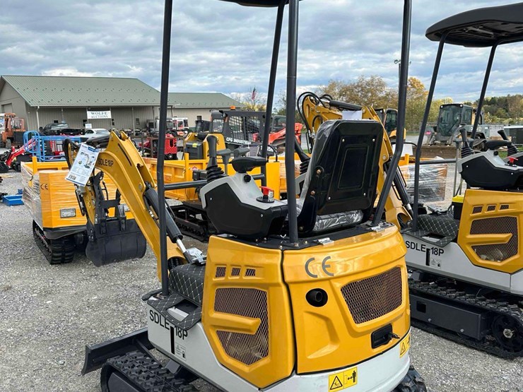 unused-sdle18p-mini-excavator-image-12