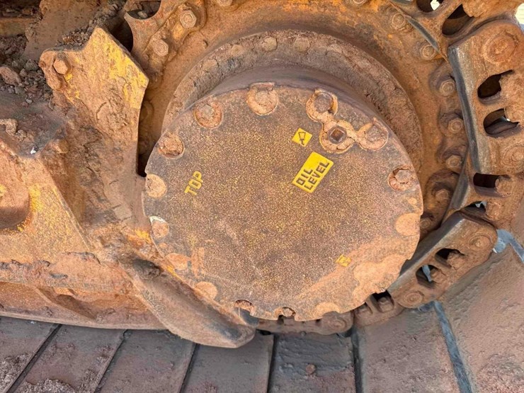 komatsu-d51pxi-24-image-10