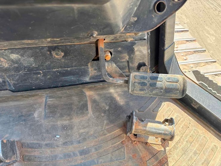 komatsu-d51pxi-24-image-31