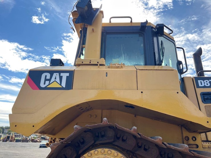 2006-caterpillar-d8t-image-23