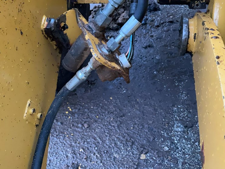 2014-caterpillar-914k-image-13