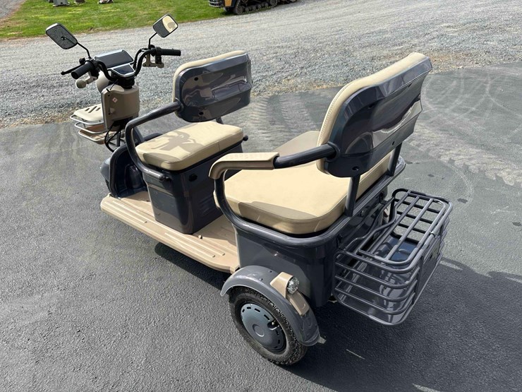unused-irgc40-battery-powered-mini-golf-cart-image-5