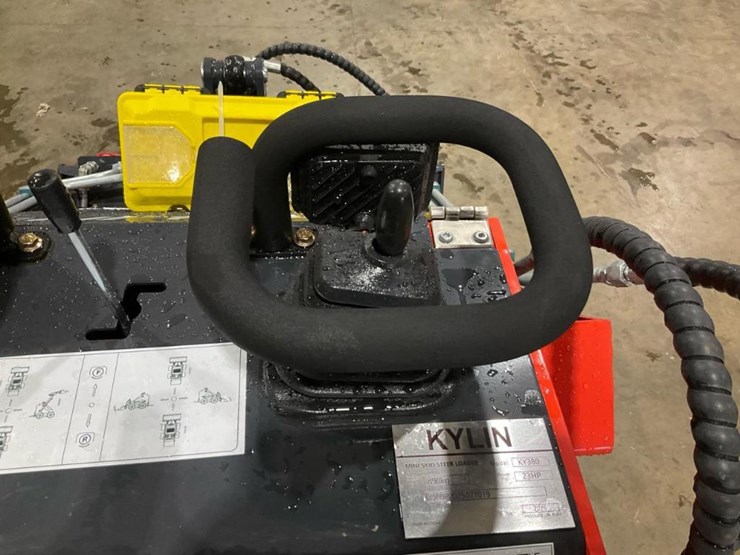 #1009-•-unused-ky380-mini-skid-steer-image-23
