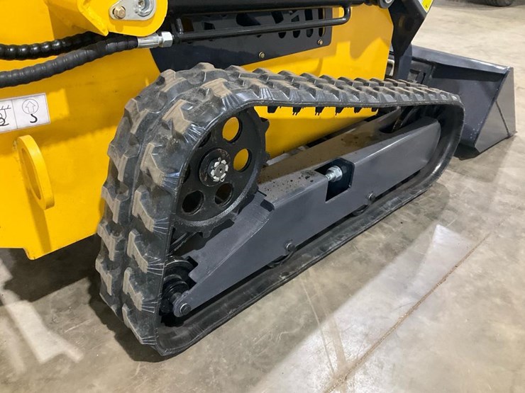 #1000-•-new-landhero-mini-skid-steer-image-12