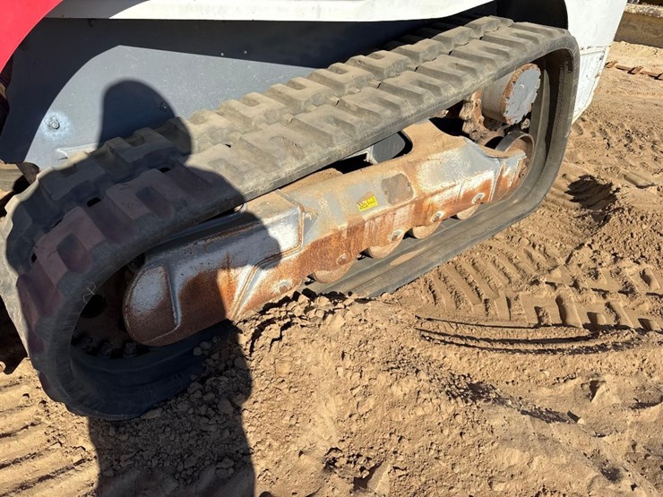 2022-takeuchi-tl12r2-image-9