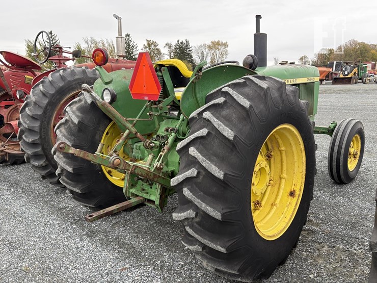 1979-john-deere-2440-image-9