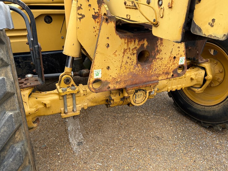 caterpillar-th63-image-15