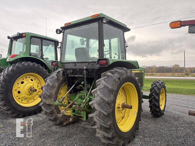 1983-john-deere-2950-image-10