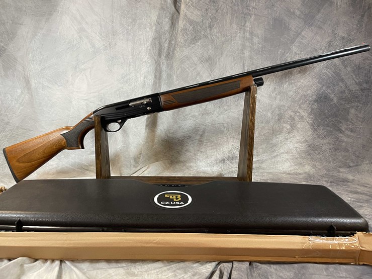 #2029-•-hatfield-20-ga.-semi-auto-shotgun,-sn:-20a22-002137-image-1