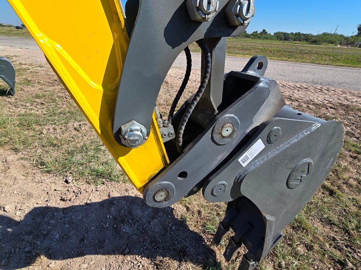 2025-wacker-neuson-ez50-zero-tail-excavator-extremely-low-hours-image-18