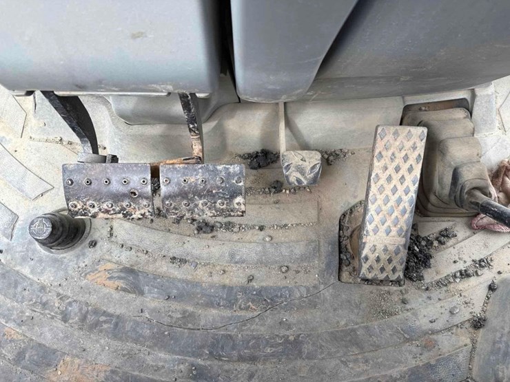 2007-caterpillar-420e-image-25