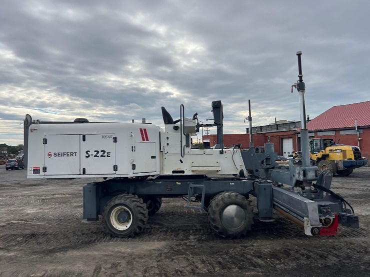 somero-s-222-laser-screed-image-5