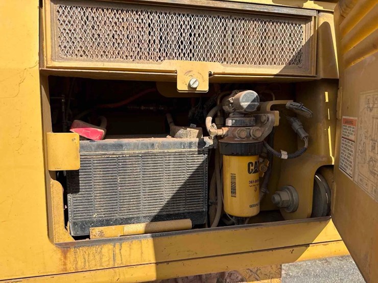 2007-caterpillar-d5g-xl-image-20