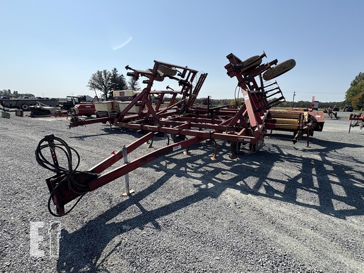 case-ih-4600-image-4