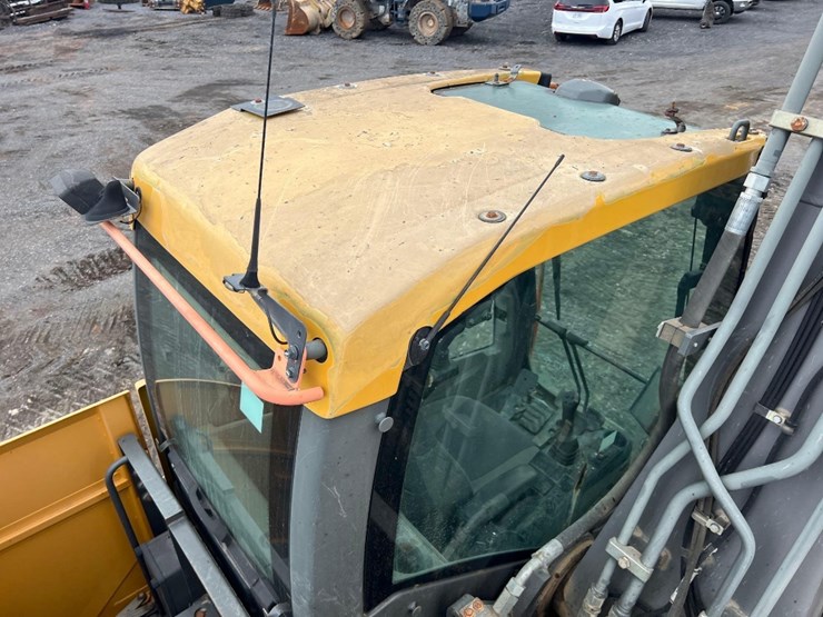 2017-volvo-ec160el-image-35