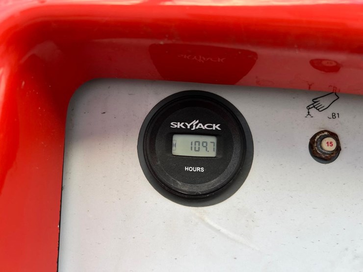 skyjack-sj61t-image-13